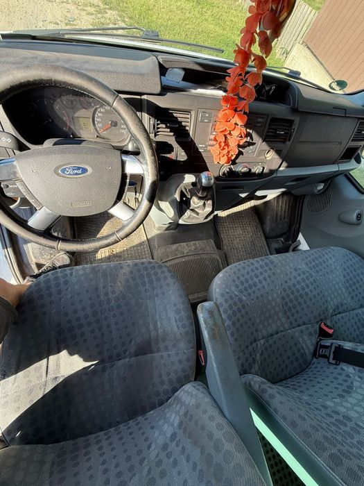 Ford    transit