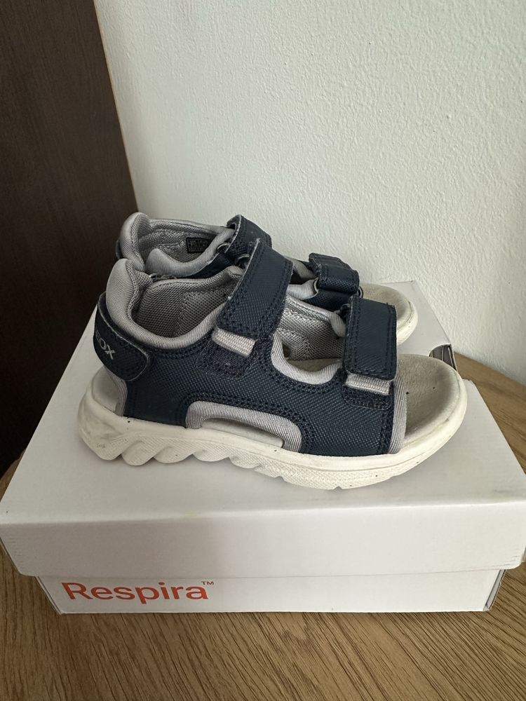 Детски сандали Geox