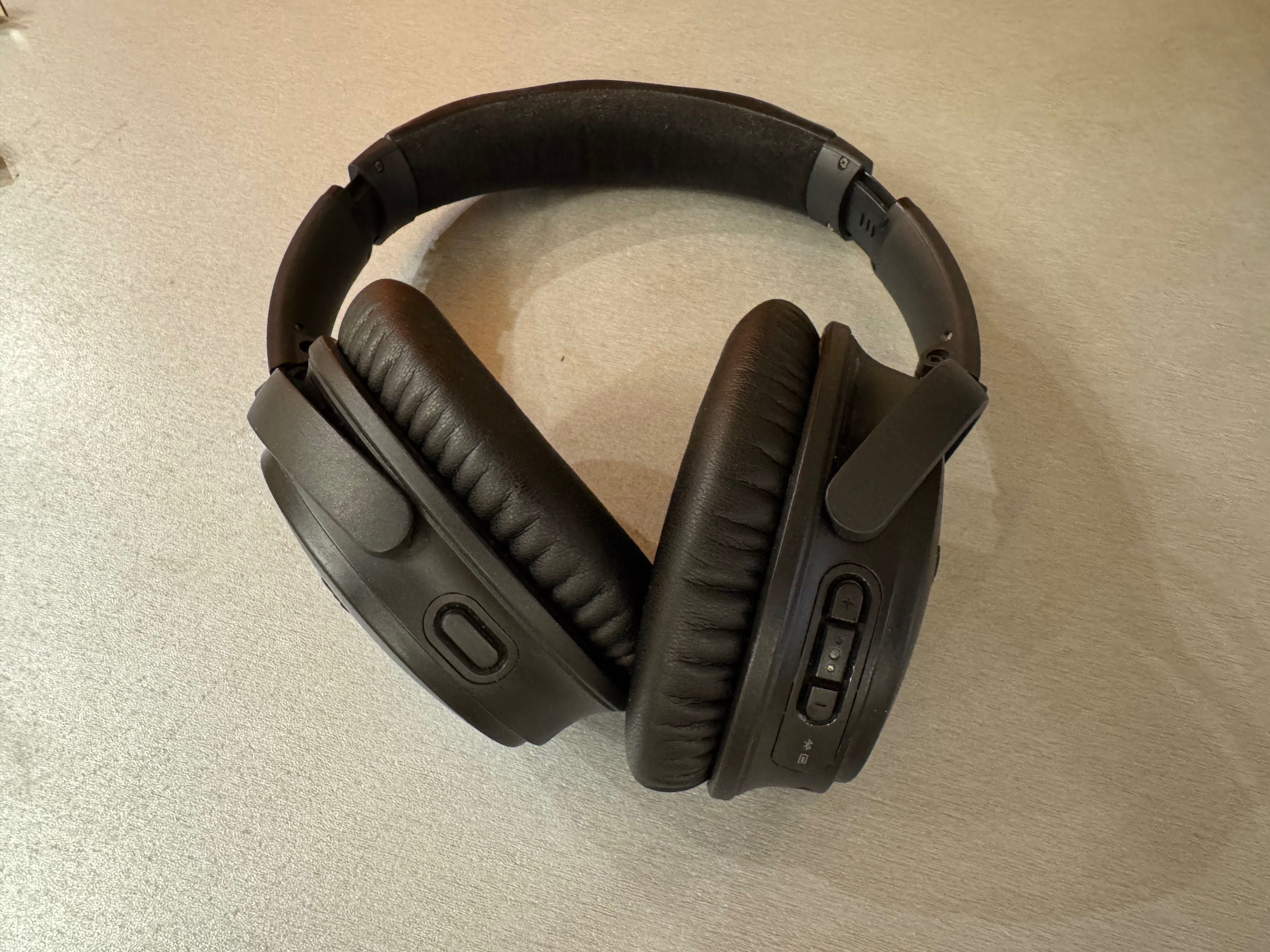 Безжични слушалки Bose Quiet Comfort 35 II