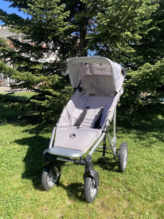 Easywalker бебешка количка с чисто нов кош за новородено