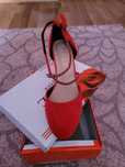 Pantofi eleganți