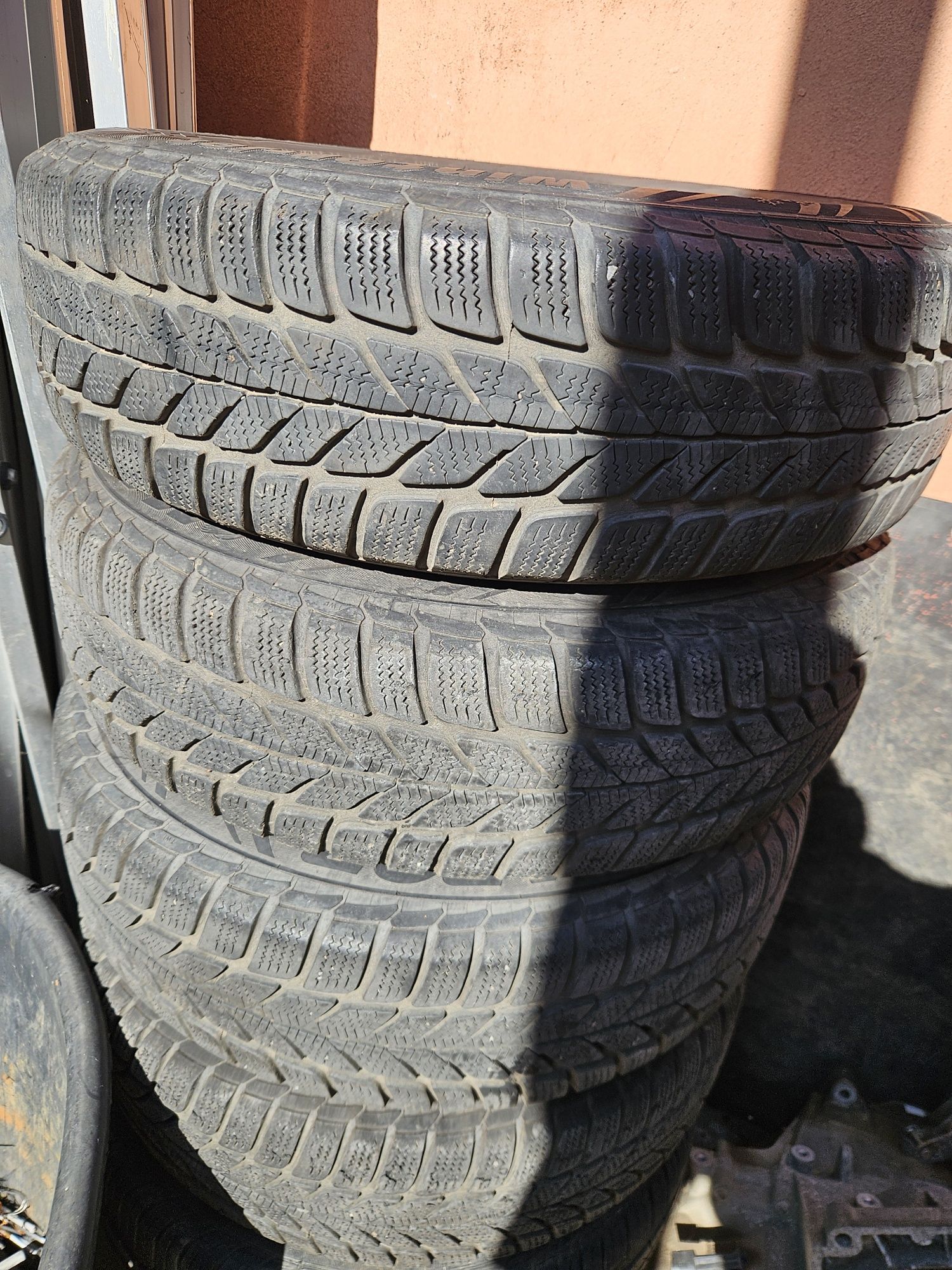 Set jante vw cu cauciucuri 175/70/14