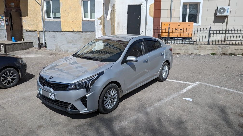 Продаётся KIA Rio 2021 года