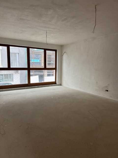 Продава се Тристаен апартамент в София, Кръстова вада - 93 кв.м за 2689 €/кв.м - Снимка #2