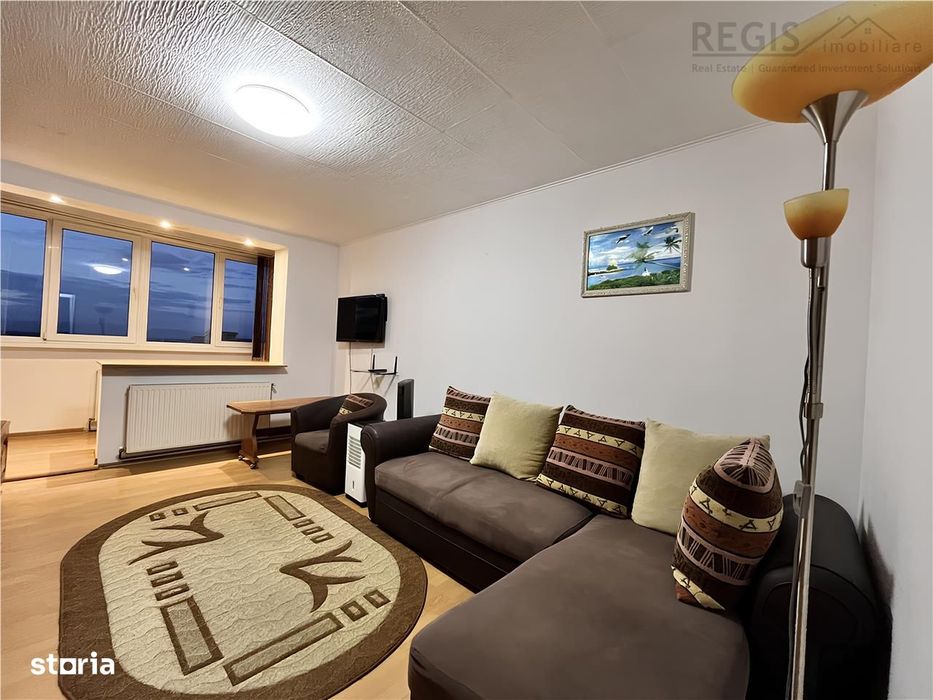 Apartament Renovat cu 2 Camere si Parcare in Astra