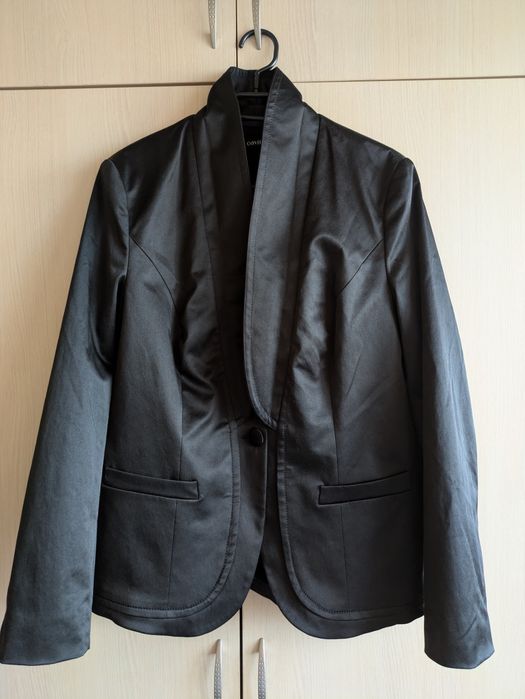 Sacou damă mărimea 44 negru lucios egant