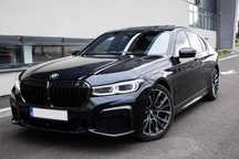 Se vinde BMW 740 X-drive M
