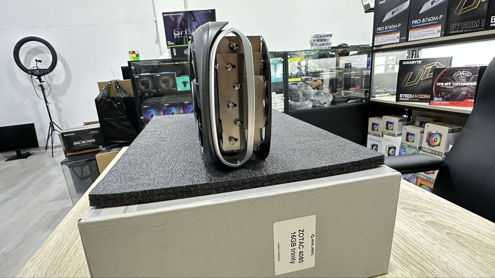 Open box zotac//