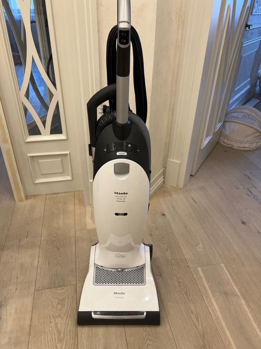 Продам пылесос Miele