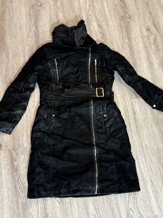 пальто из замши черного цвета