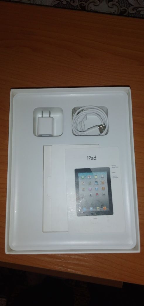 Продаеться Планшет Ipad 2