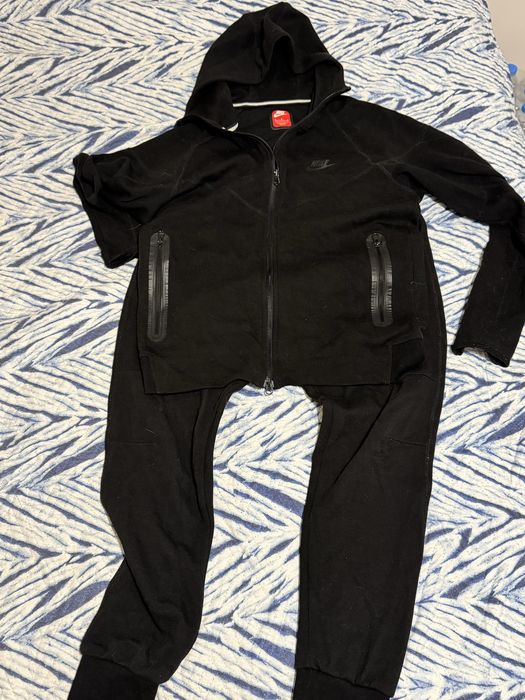 Nike tech fleece, S размер