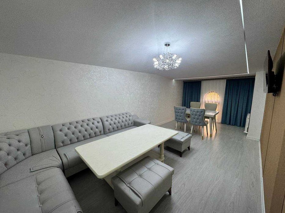 Продаётся 2х комнатная квартира с евроремонтом и лифтом центре города