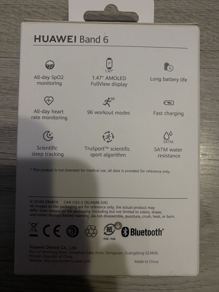 Смартчасовник HUAWEI Band 6