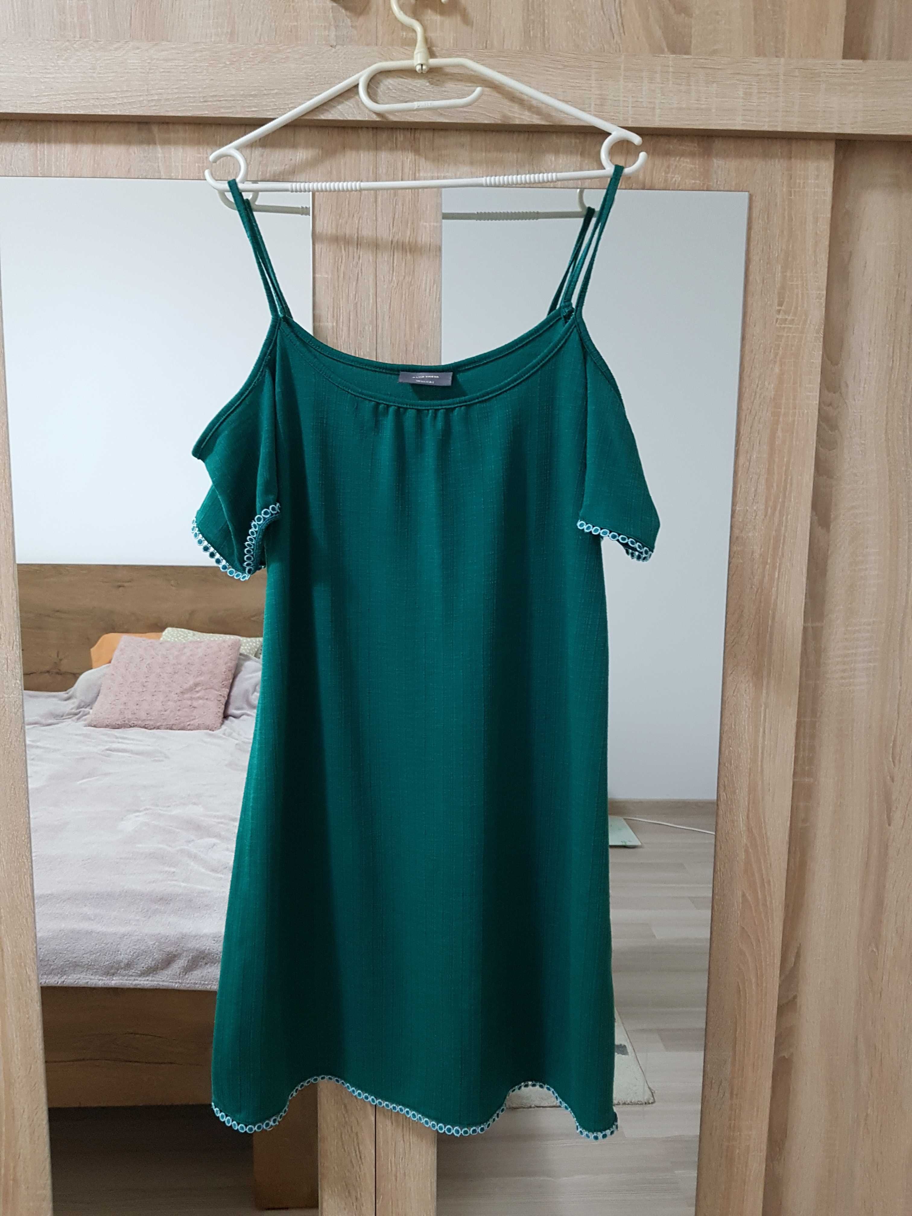 Rochie verde de vara - marca C&A, marimea XS