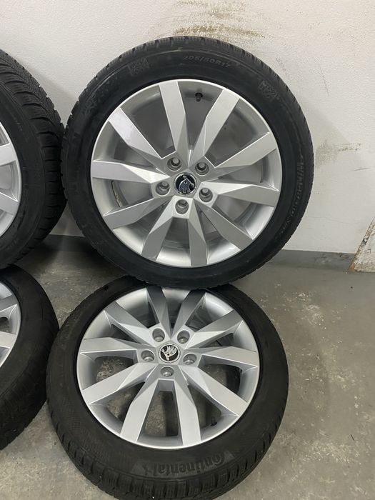 Jante 17 originale Skoda Octavia anvelope iarna