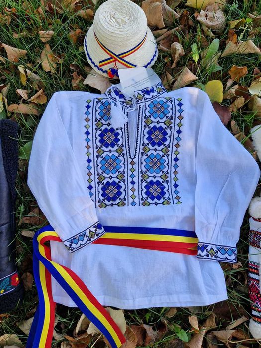 80 lei camasa /ie - costum popular national traditional