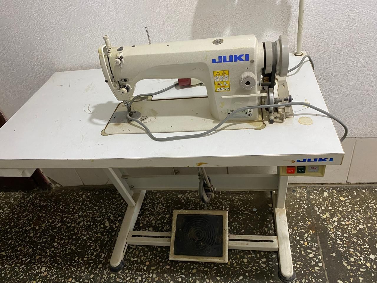 Продам швейную машинку Jukl DDL 8700