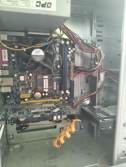 Срочно!!! Продам бюджетный компьютер не дорого.