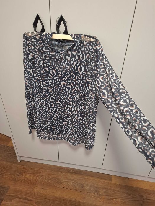 Bluză nouă C&A marimea XL