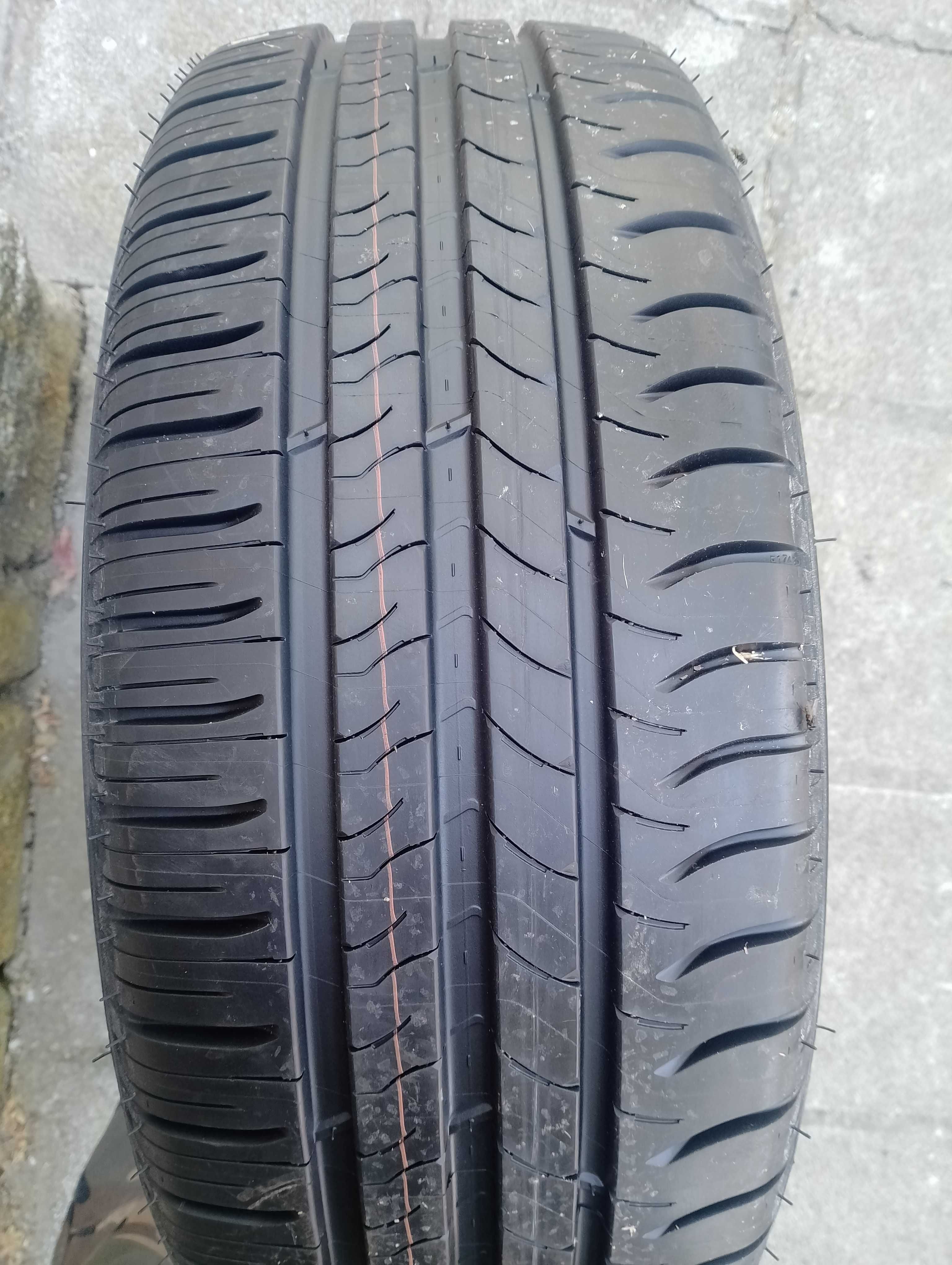 Гуми с джанти 205/55/R16