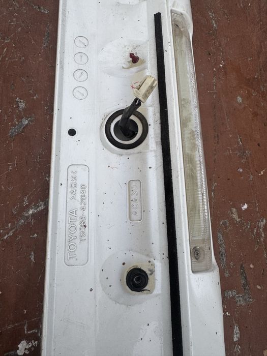 Спойлер Рав 4, оригинал