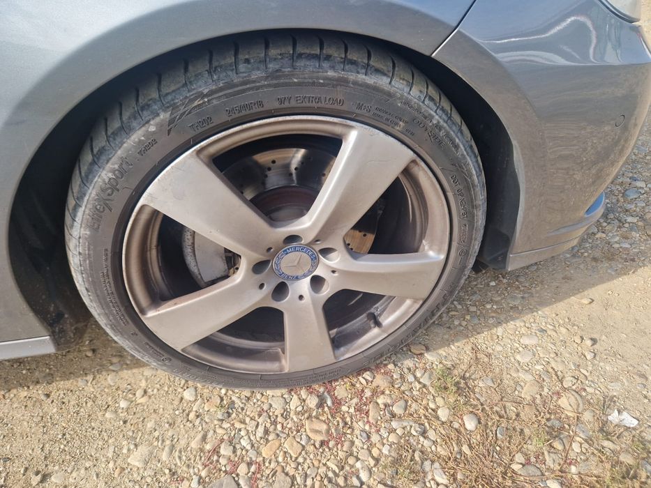 Mercedes e220 motor 651 vand sau dezmembrez stare impecabila
