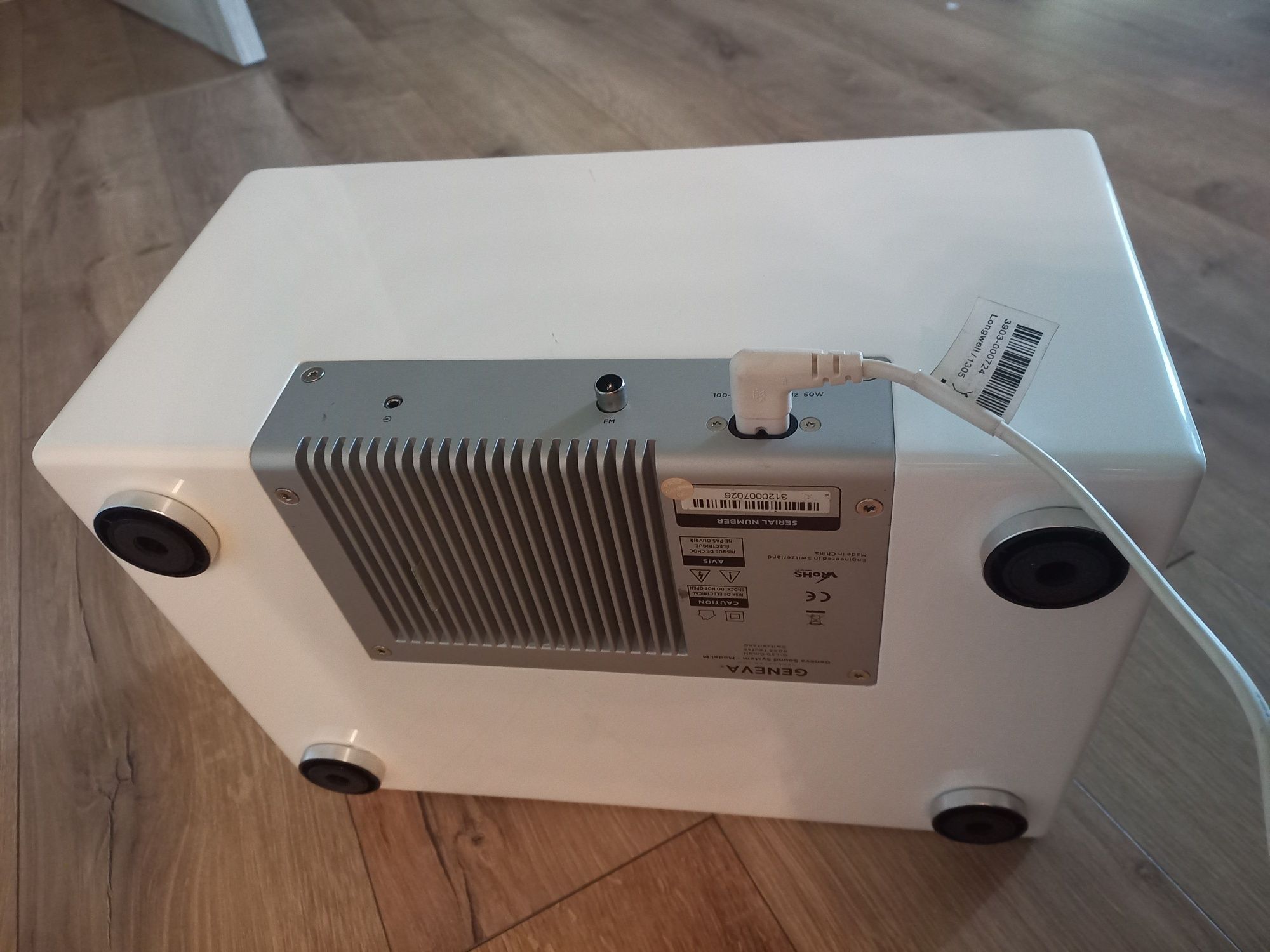 Boxa Geneva Model M