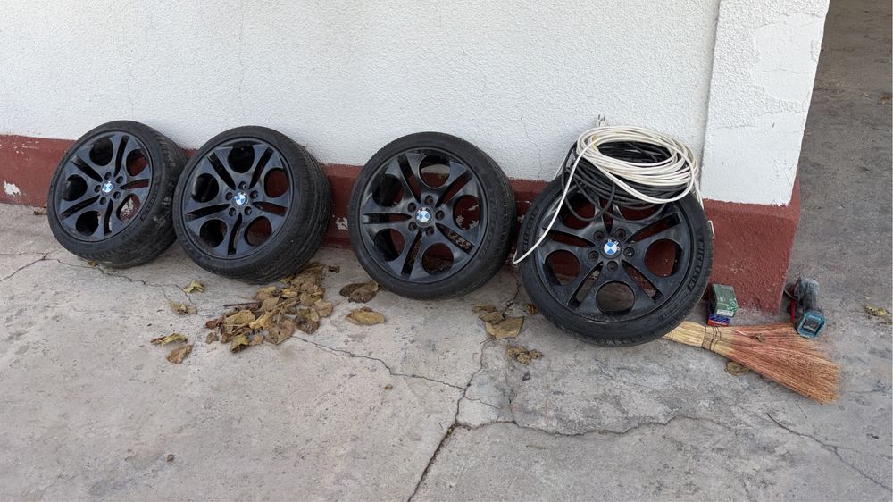 Bmw диск с ризинами мишлен R18