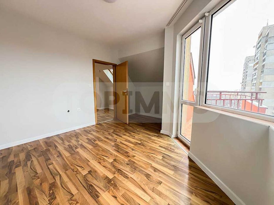 Продава се Двустаен апартамент в Варна, Център - 76 кв.м за 2039 €/кв.м - Снимка #9