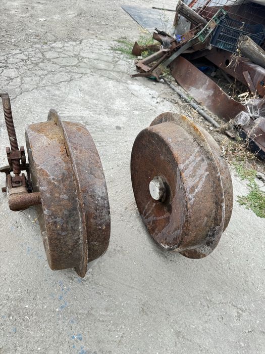 Punte / axa remorca 7,5 T . -   Roti combinator romanesc