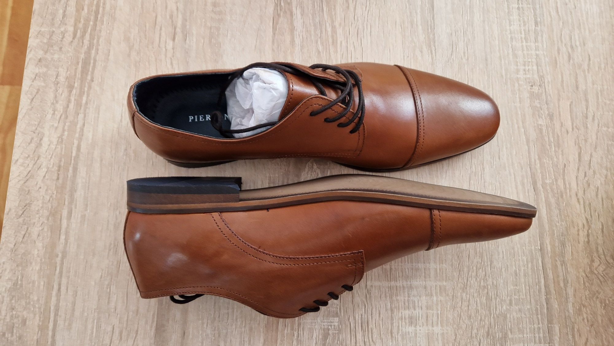 Pantofi eleganți Pier One