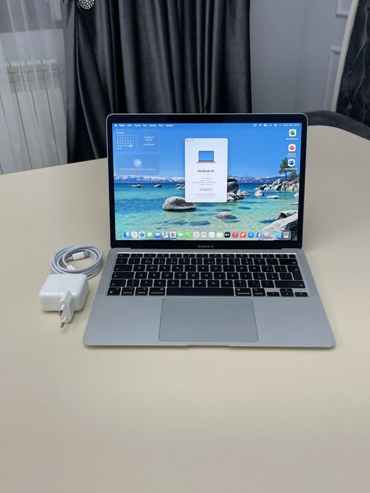 Продам MacBook Air 13 2022 ЧИП М1 НОВЫЙ АКБ ноутбук макбук аир
