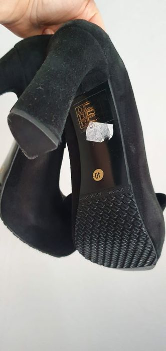 Pantofi negri cu toc