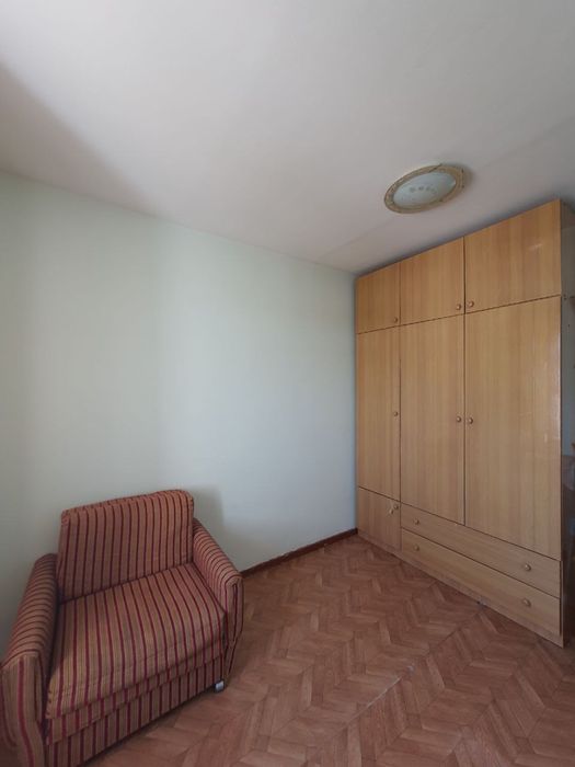 71kv.m 3 комнаты. Без посредников. Торг