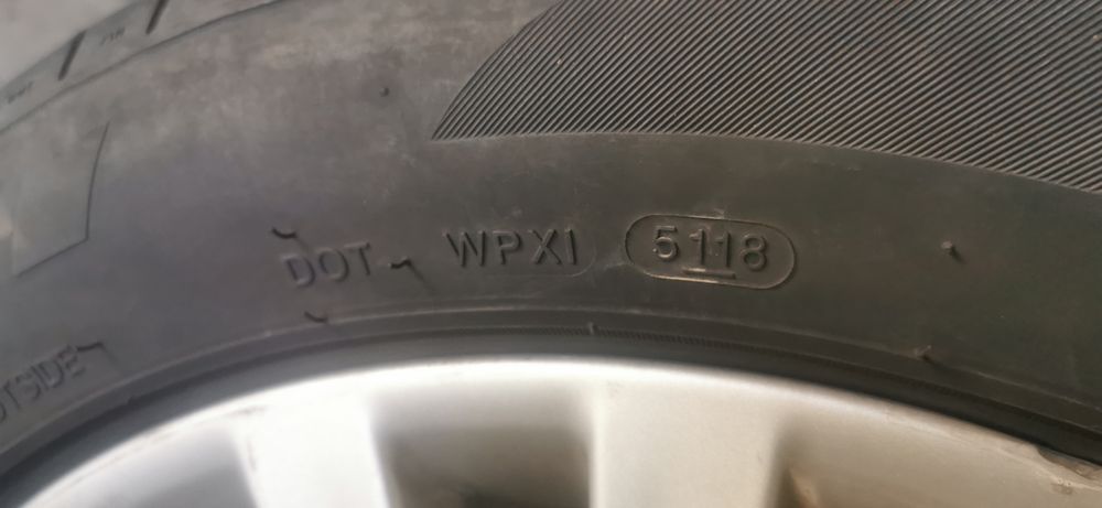 Летни гуми 235 50 18