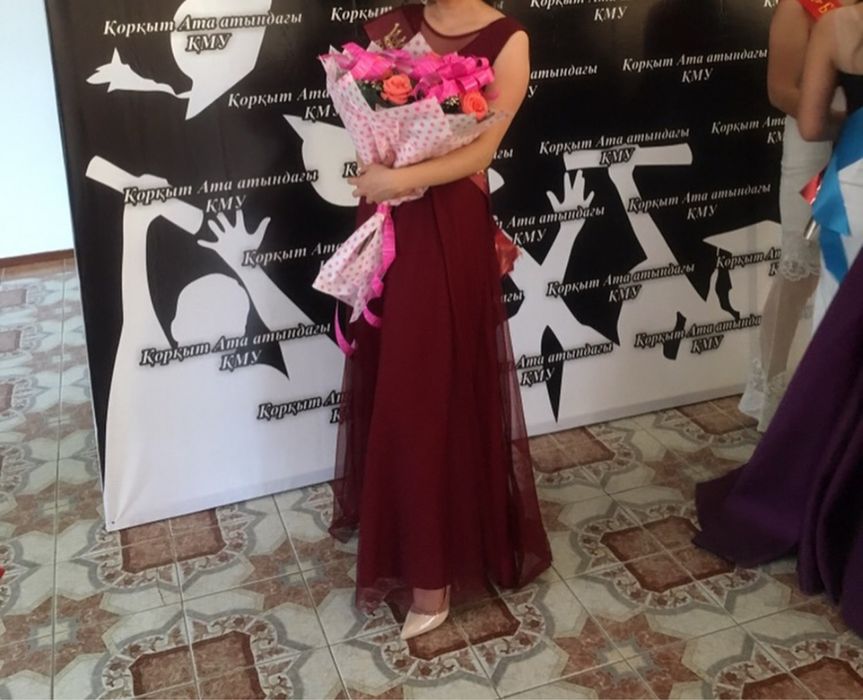 Выпускной көйлек