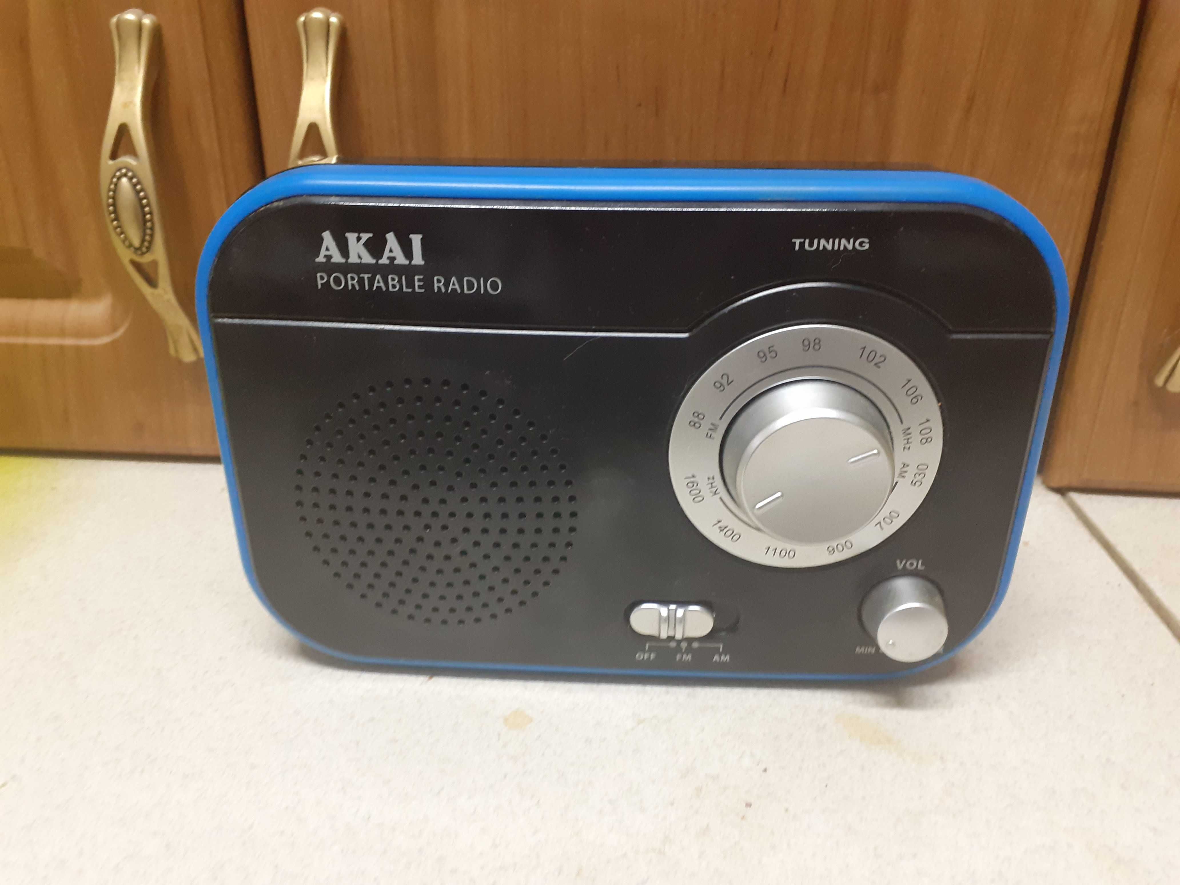 Aiwa Compact Disc Stereo Radio Cassette Recorder și altele