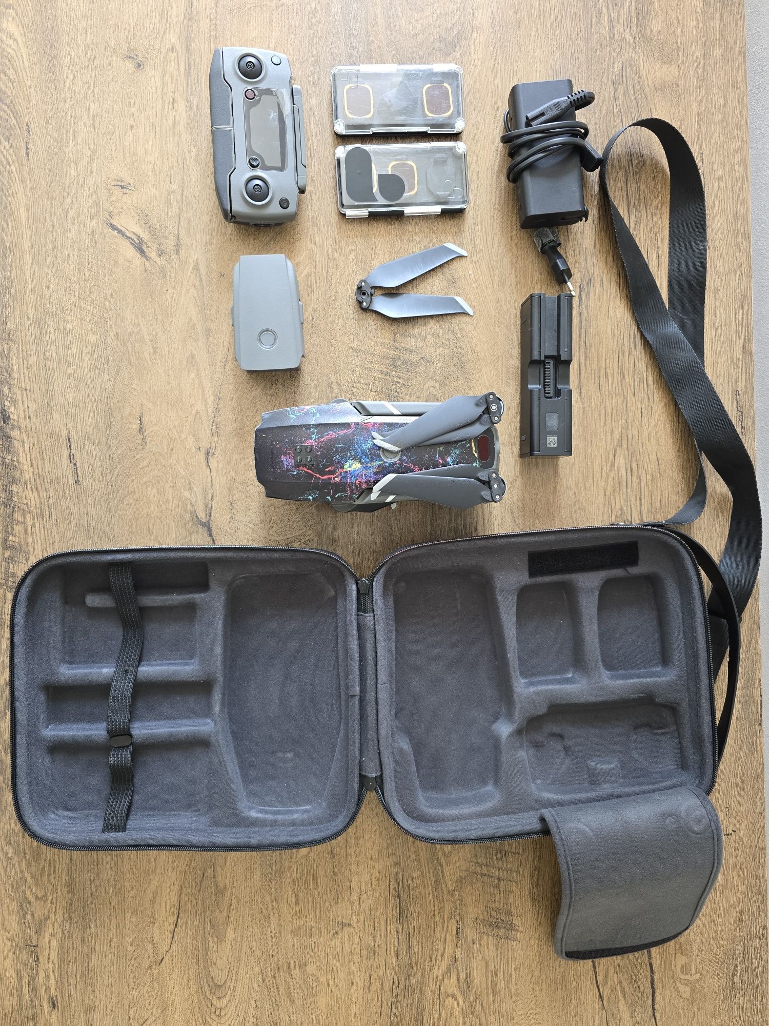 Vand drona DJI Mavic 2 Pro cu 2 baterii!