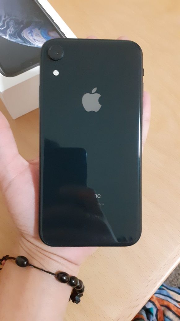 Iphone XR 450 Като нов с пилен комплект 91 батерия