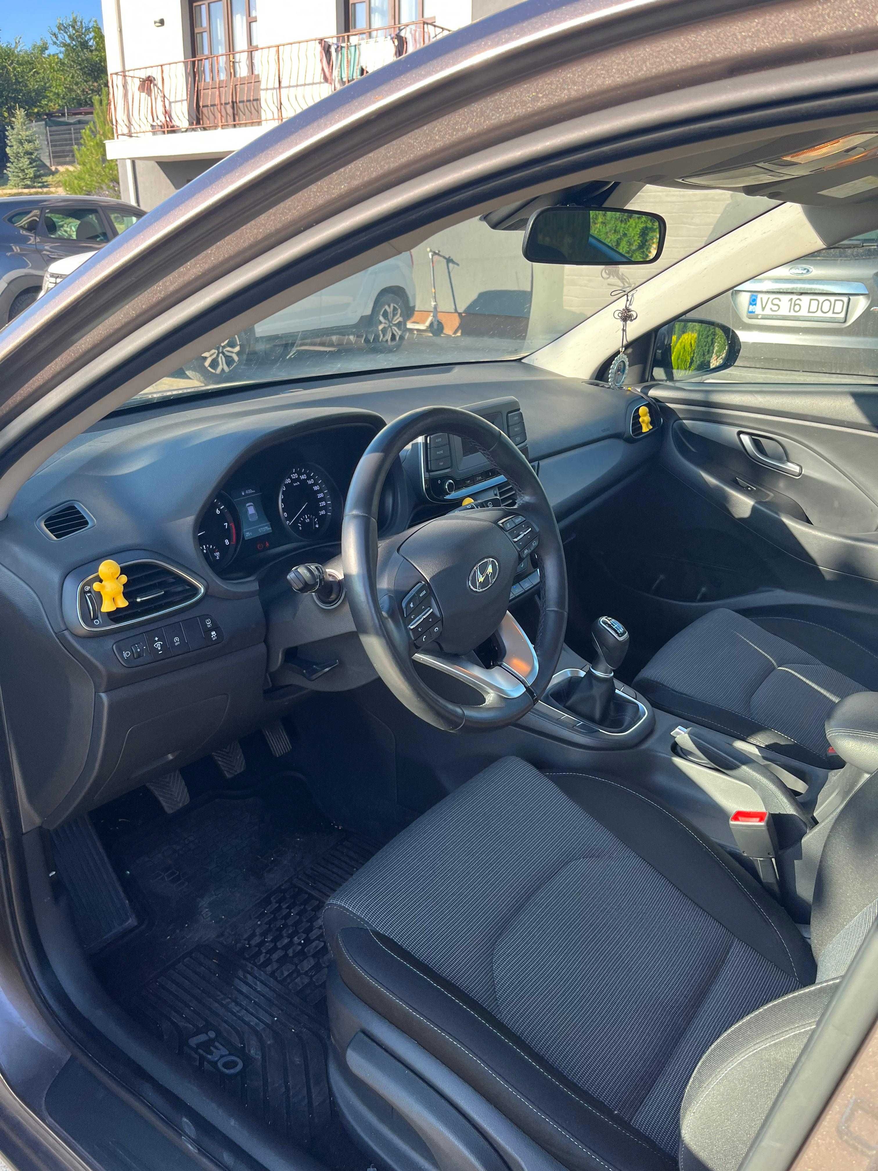 Hyundai i30 1.5dpi 110cp