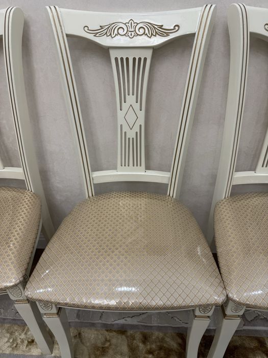 Стулья для гостиной