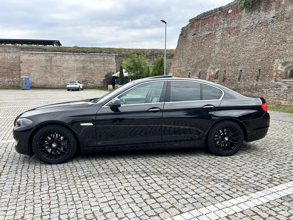 BMW Seria 5 F10 525D 218cp