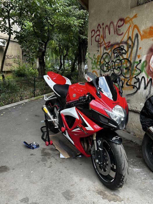 Suzuki GSXR 600