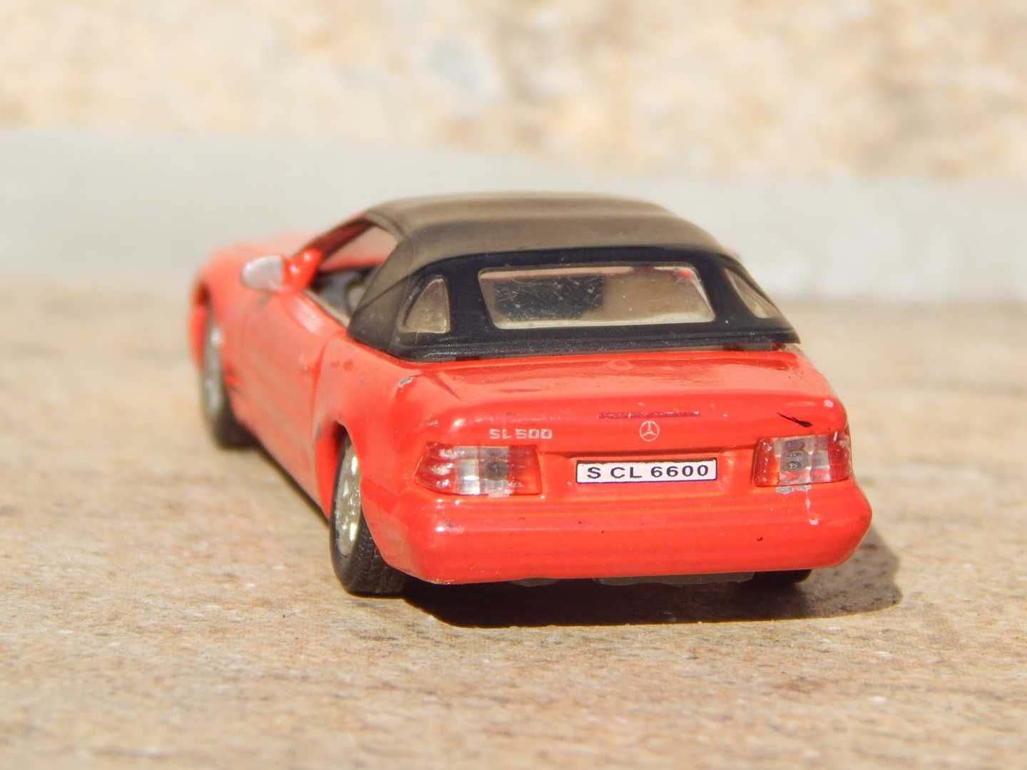 Macheta Mercedes-Benz SL-600 Roadster 1995 Hongwell sc 1:72 uzata