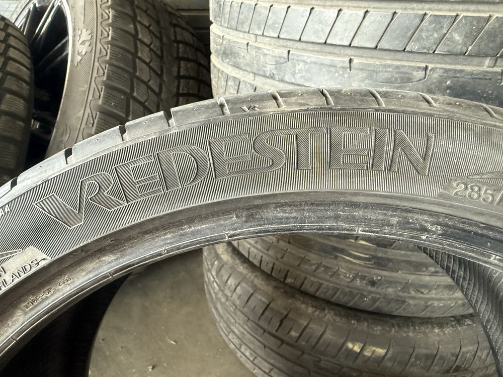 Vredestein 285/30/19