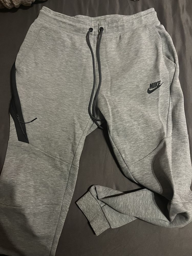 Оригинални дрехи Nike tech flece