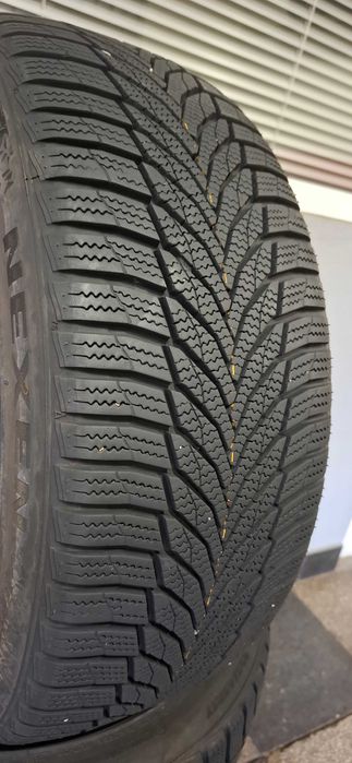 4бр. 205/45/17 Nexen 7.8mm грайфер, дот 22г. Безплатен монтаж