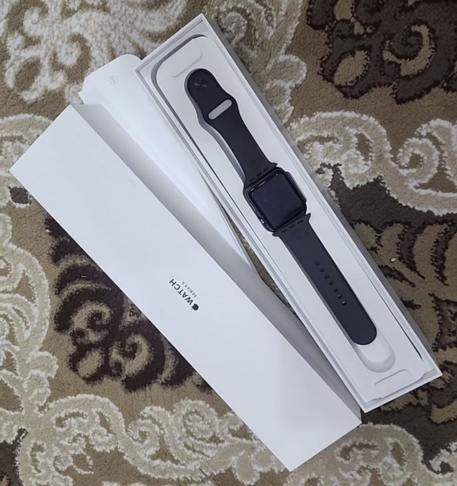 Apple Watch 3 srochno sotiladi