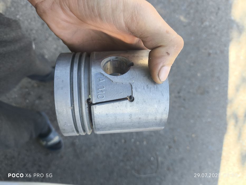 Поршневая газ 52